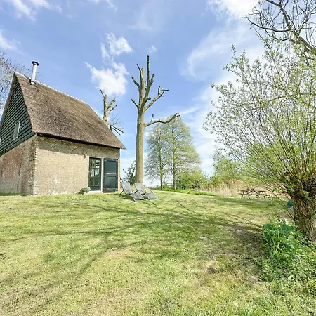 Biesboschhuisje Semesterbostad Hooge Zwaluwe
