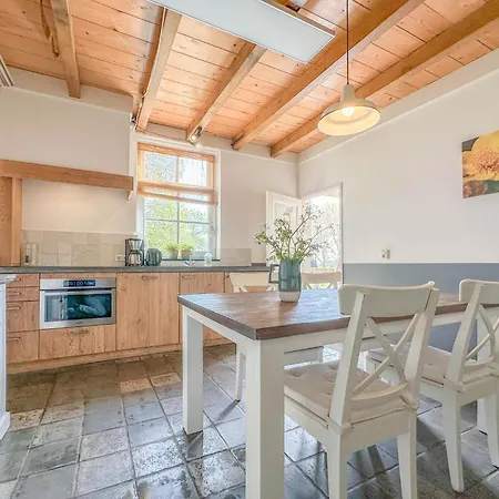 Biesboschhuisje * Hooge Zwaluwe